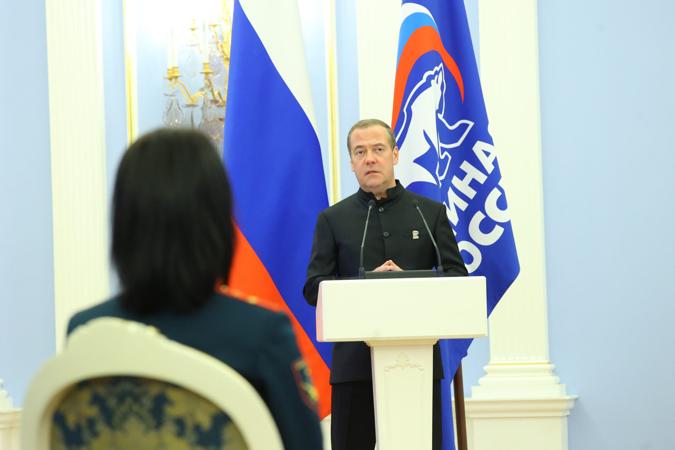 Дмитрий Медведев